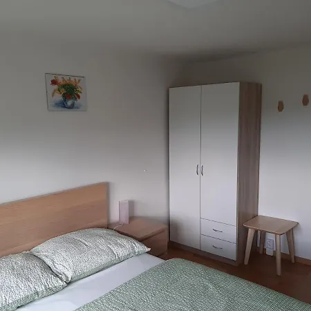 Naproti Klínovci Jáchymov