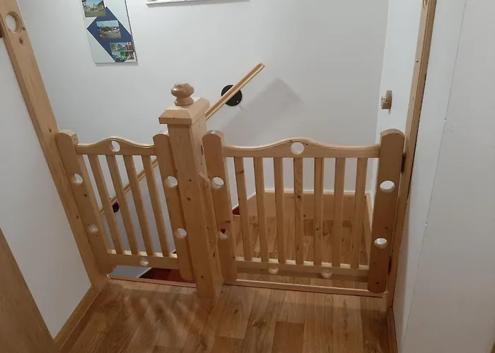 Semesterbostad Naproti Klinovci Jáchymov